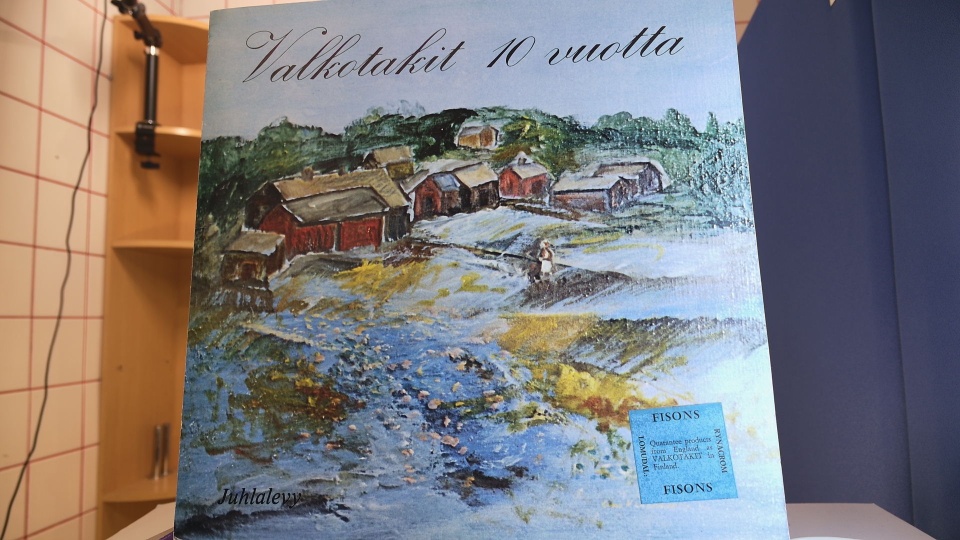 Valkotakit 10 vuotta levy