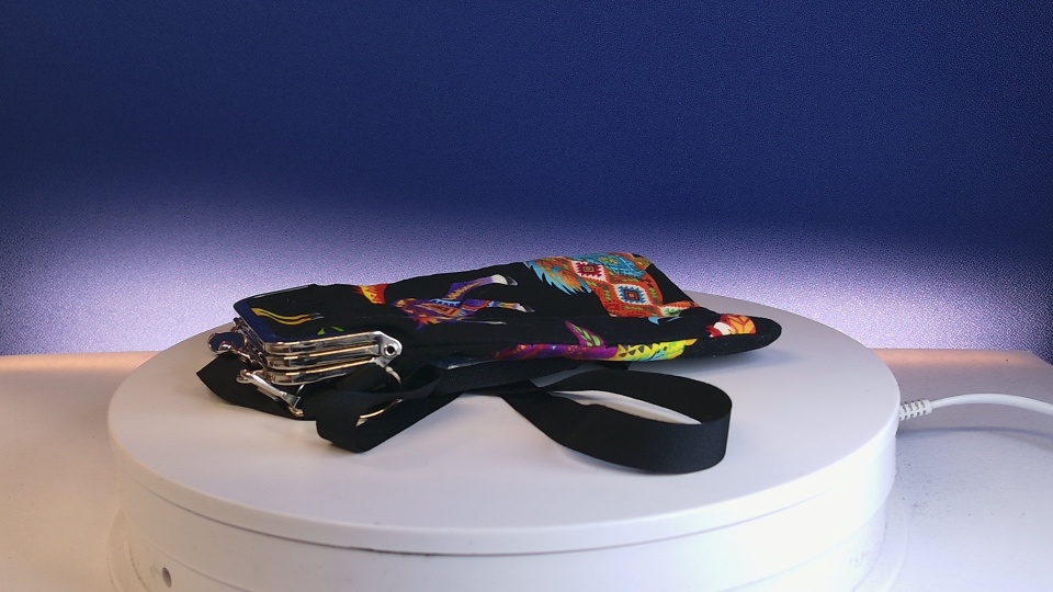 Ompelijan tekemä heppalaukku