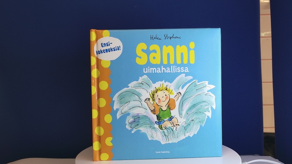 Sanni uimahallissa