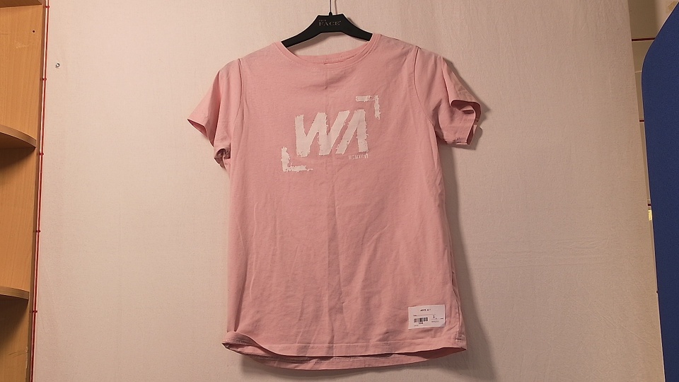 Pinkki t-paita 170