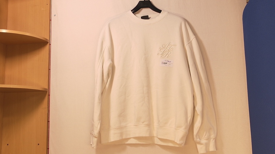H&M valkoinen collegepaita koko L