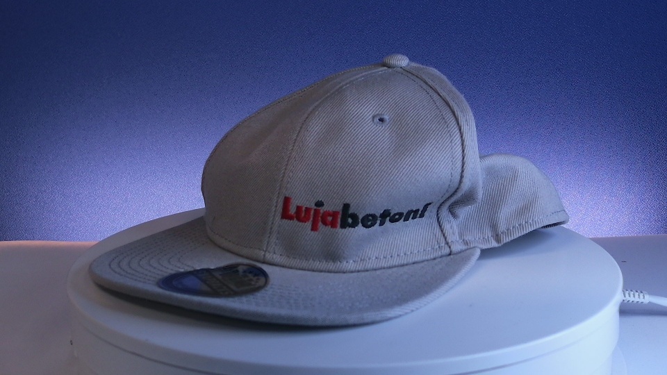 Snapback-lippis