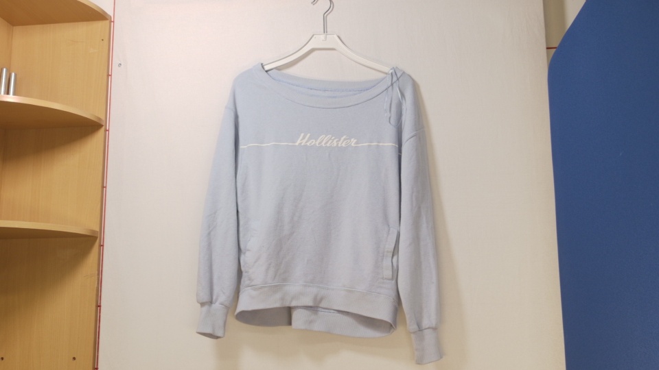 Vaaleansininen Hollister Collegepaita Koko XS