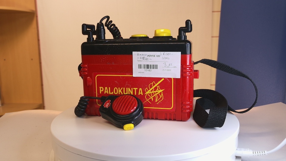 Leikkikalu radiopuhelin 