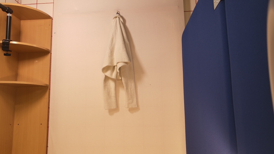 Valkoinen neule koko 160