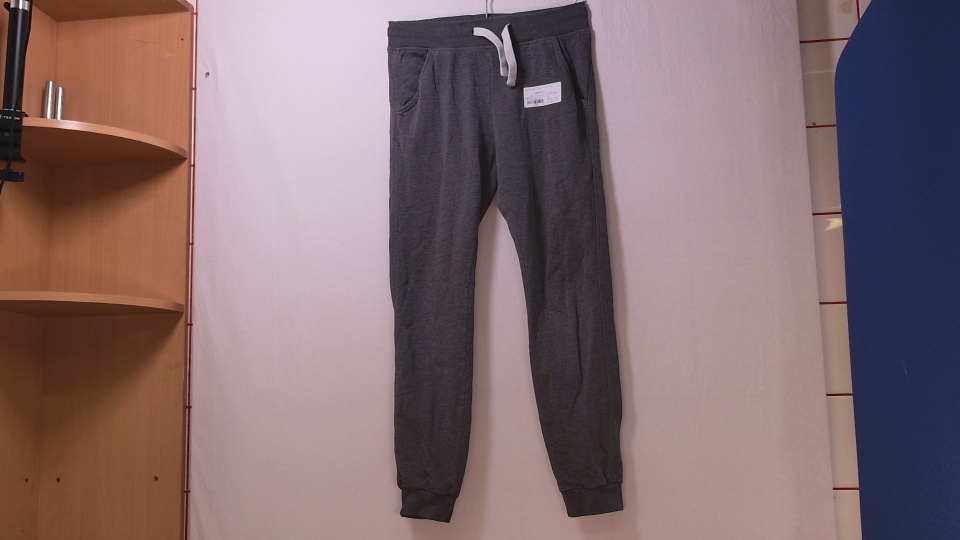 Lindex Harmaat collegehousut KOKO 146-152