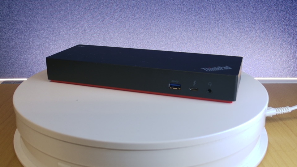 Lenovo ThinkPad telakointiasema